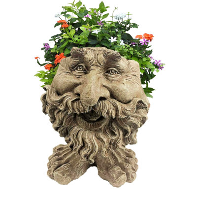 Muggly's Ole Salty Face Statue