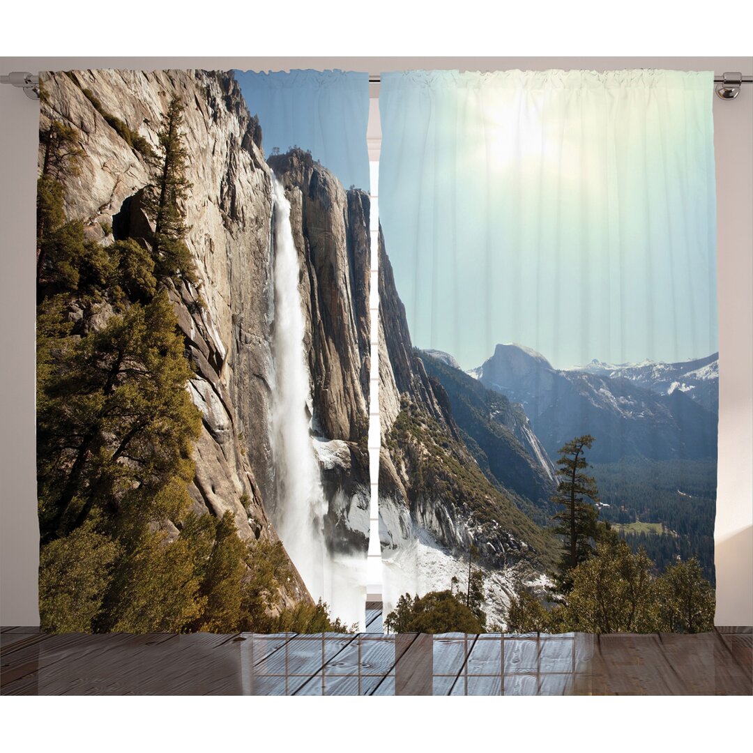 Rustikaler Vorhang, Yosemite Falls Berg, Natur, Grün