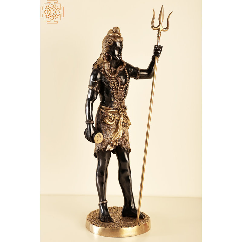 Shiva debout