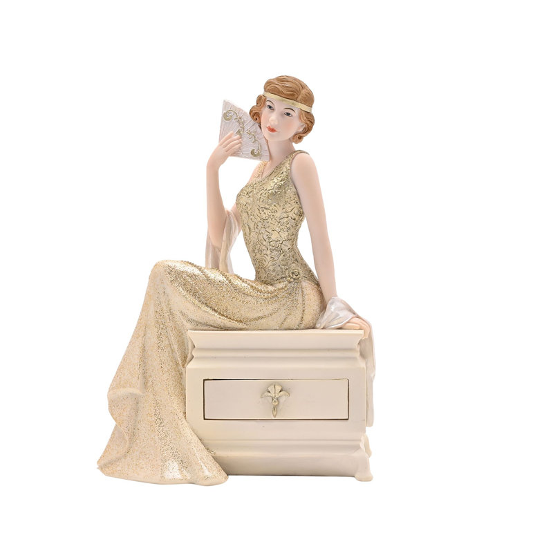 Figurines & Sculptures