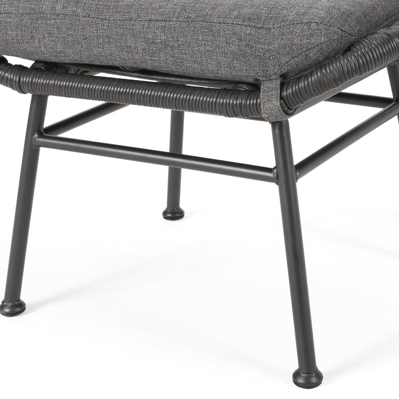 Repose-pieds d'extérieur moderne en fer et en plastique gris, largeur du paquet de 20,5 po, coussins d'eau, polyvalent, profondeur de la table d'assemblage grise de 24,25 po, fer et plastique