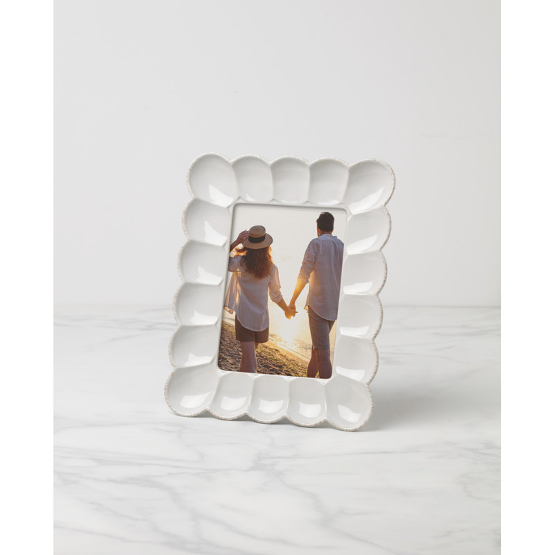 French Perle Scallop 5X7 Frame, 5" W x 7" H