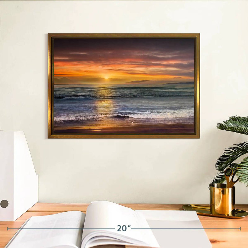 Le coucher du soleil sur la plage de Descanso, Cadre flottant doré, 13 po x 9 po
