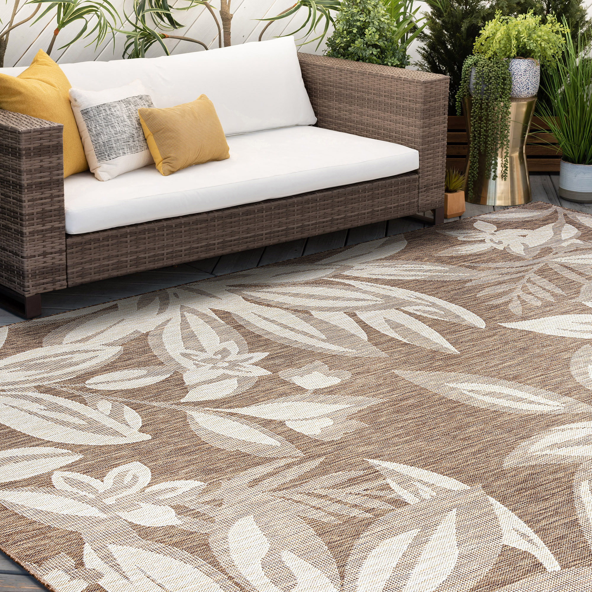 Langley Street Farrel Performance Floral Indoor / Outdoor Rug & Reviews ...