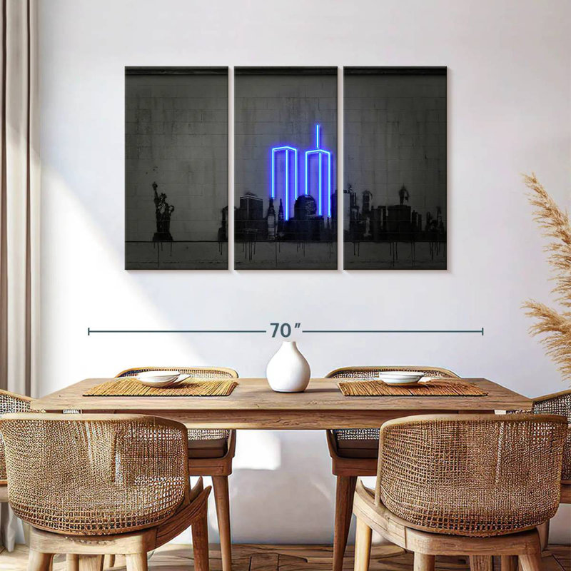 Rorry Glowing New York, 36" H x 57" W