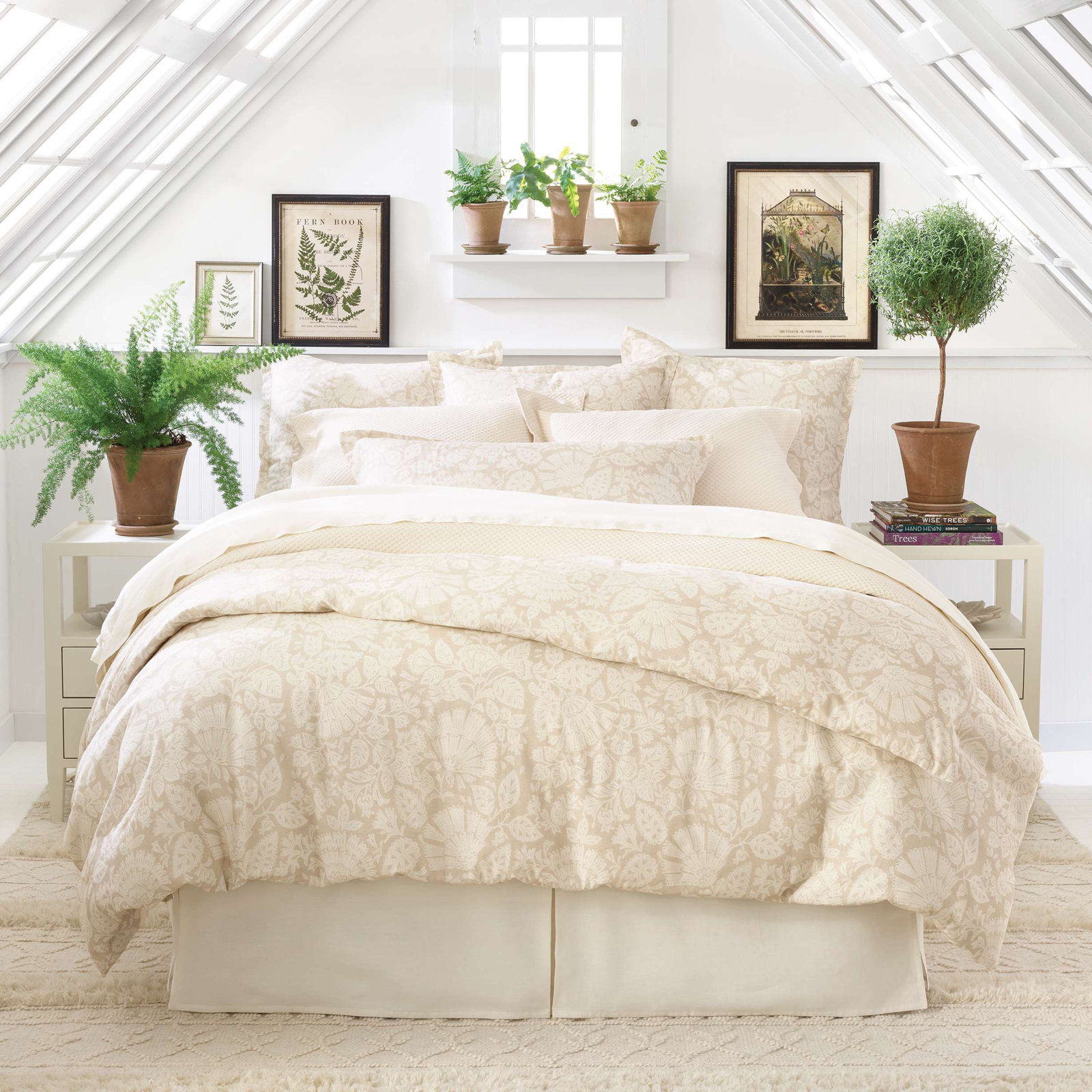Lush Linen Bed Skirt, King, Ivory