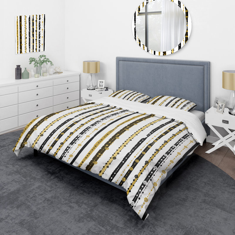White and Gold Striped Pattern - Abstract Duvet Cover Set - Microfiber Polyester, King Duvet Cover + 2 King Shams