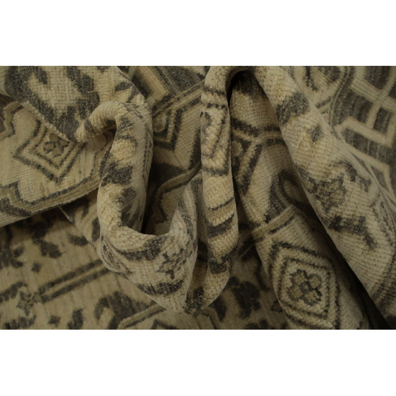 Tapis luxueux de luxe Peshawar 8 x 10 avec bordure géométrique audacieuse