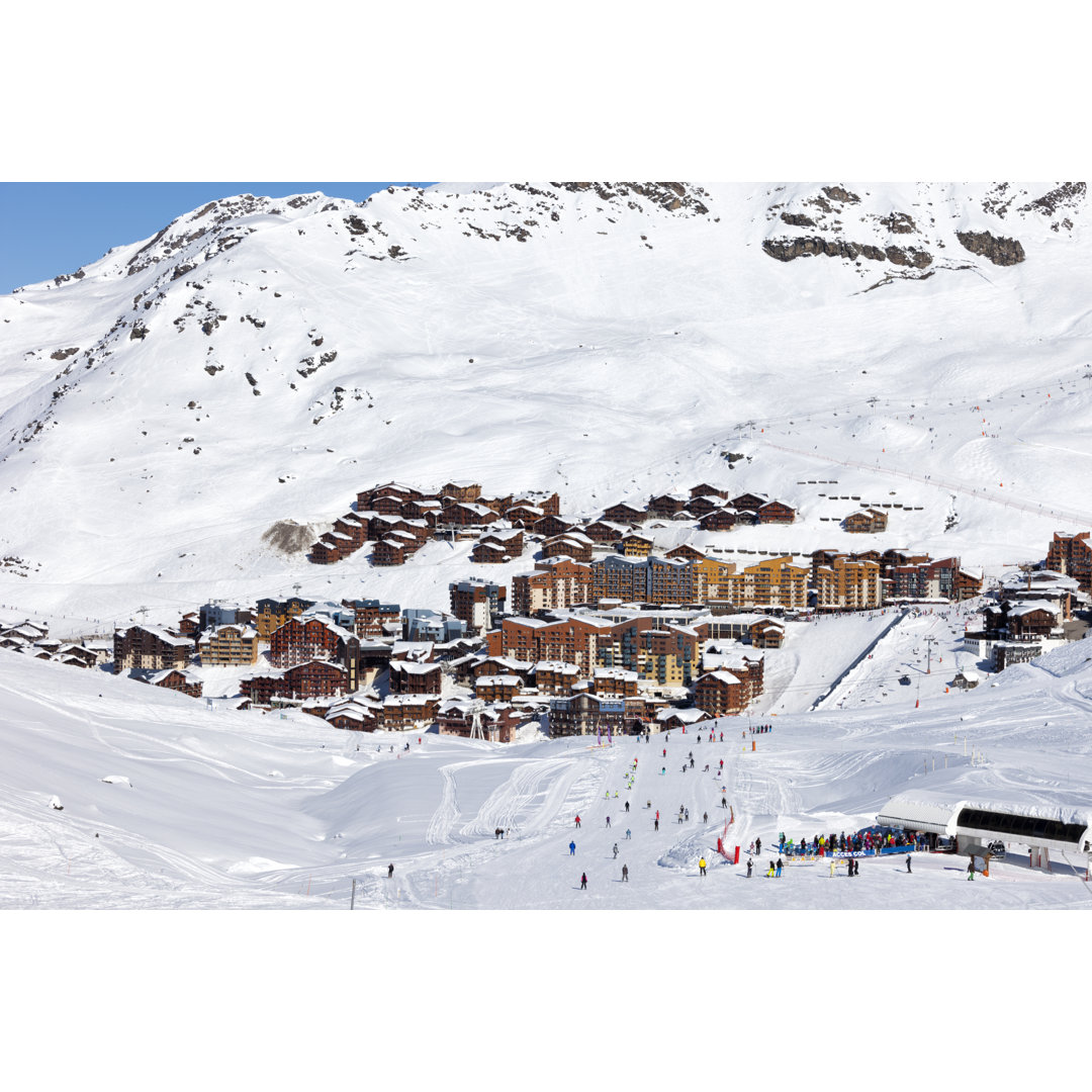 Val Thorens von TadejZupancic - Kunstdrucke auf Leinwand ohne Rahmen