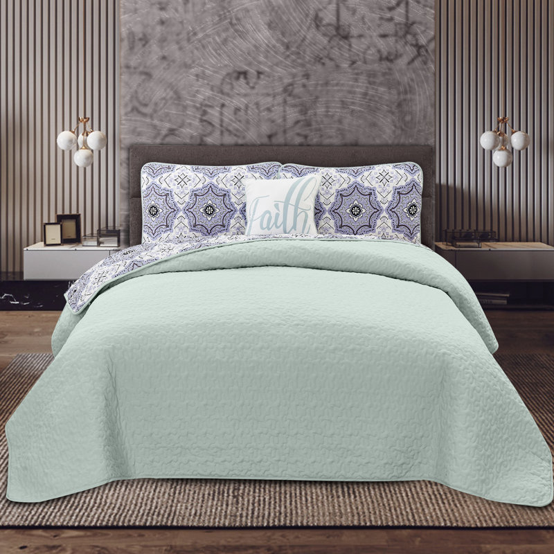 Ensemble de courtepointe réversible en microfibre 4 pièces Gryson, Bleu marine Greyson