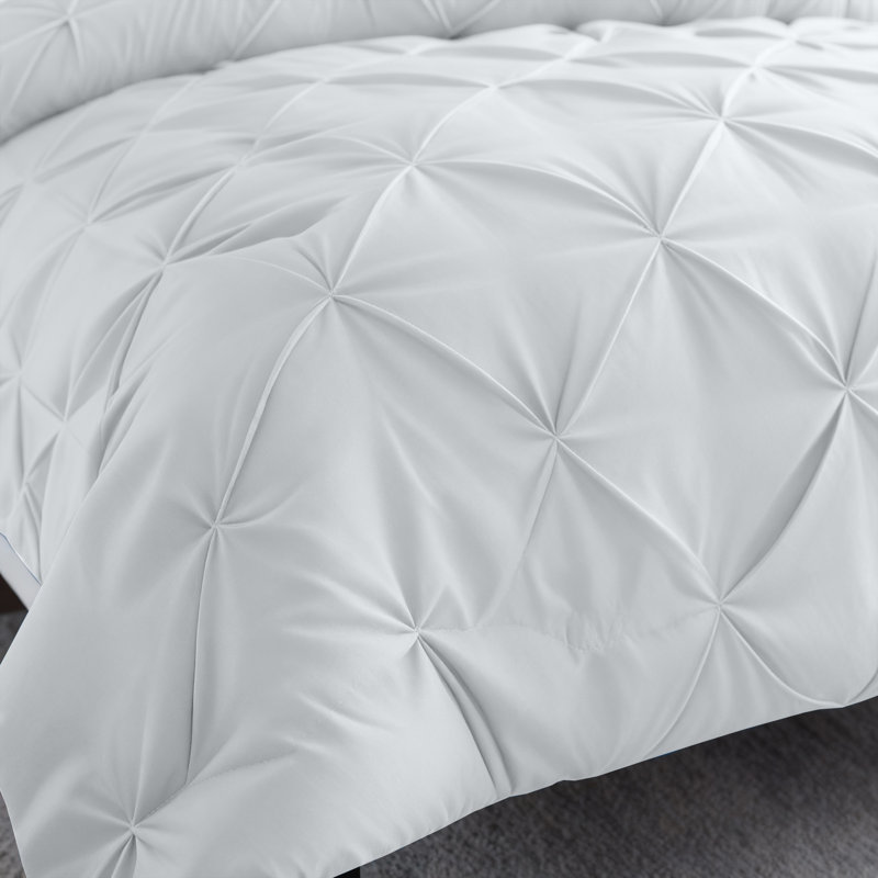 Aspire Homeware High Quality Microfiber Pintuck Design Duvet Cover With Pillowcases, Double Duvet Cover  + 2 Pillowcases