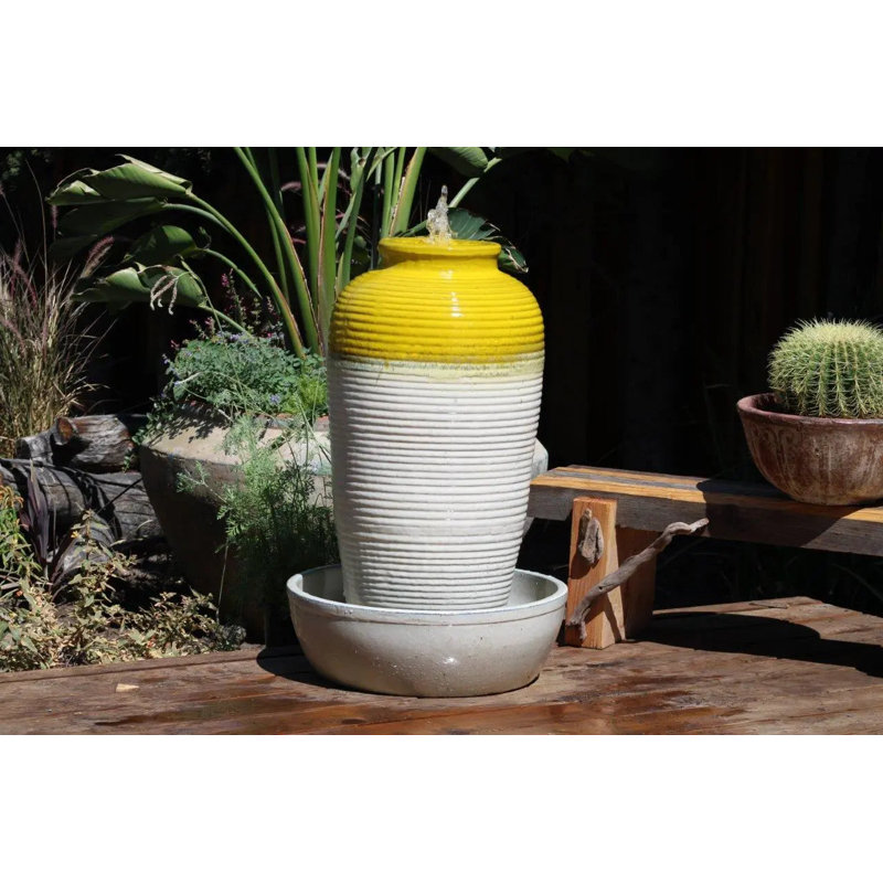 Fontaine en pot Sonoma - P 15,5 po x H 35,5 po, marbre, Oeuf York