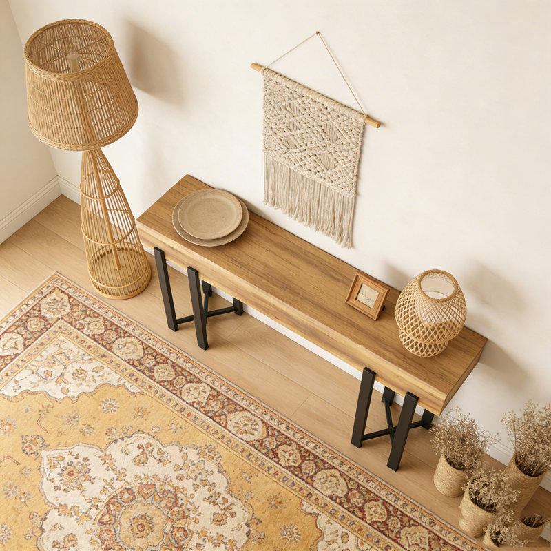 Console en bois avec canapé et couloir