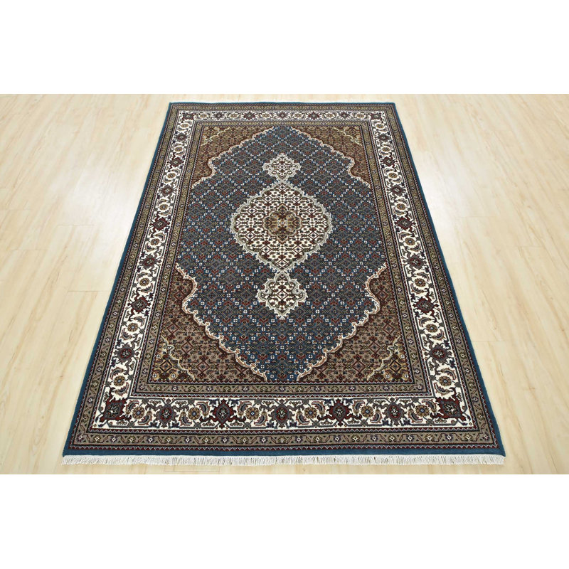 Tapis Neige fin Tabriz Mahi 4 pi 11 po x 7 pi