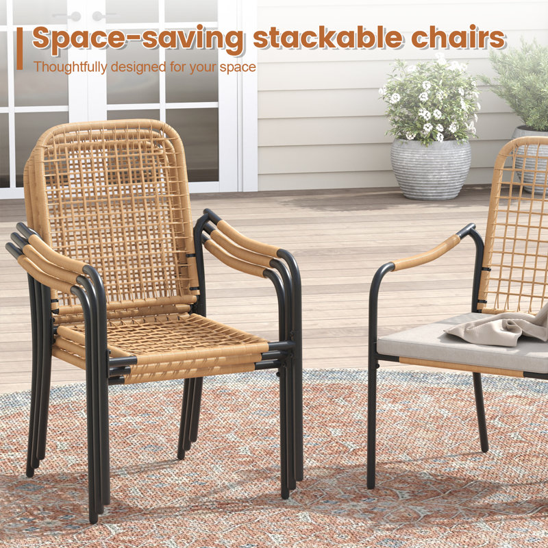 Chaise de patio d'extérieur en rotin tissé avec coussins Maina
