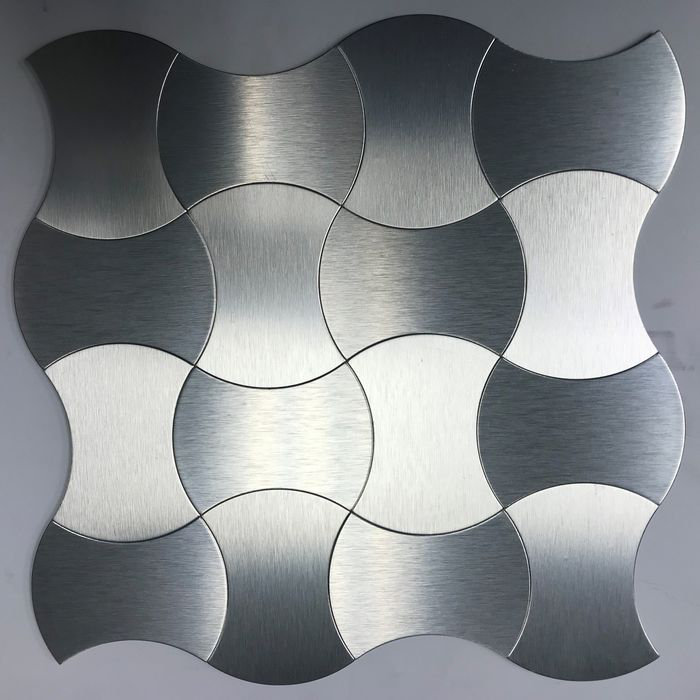 Mosaïque en aluminium chromé style marocain