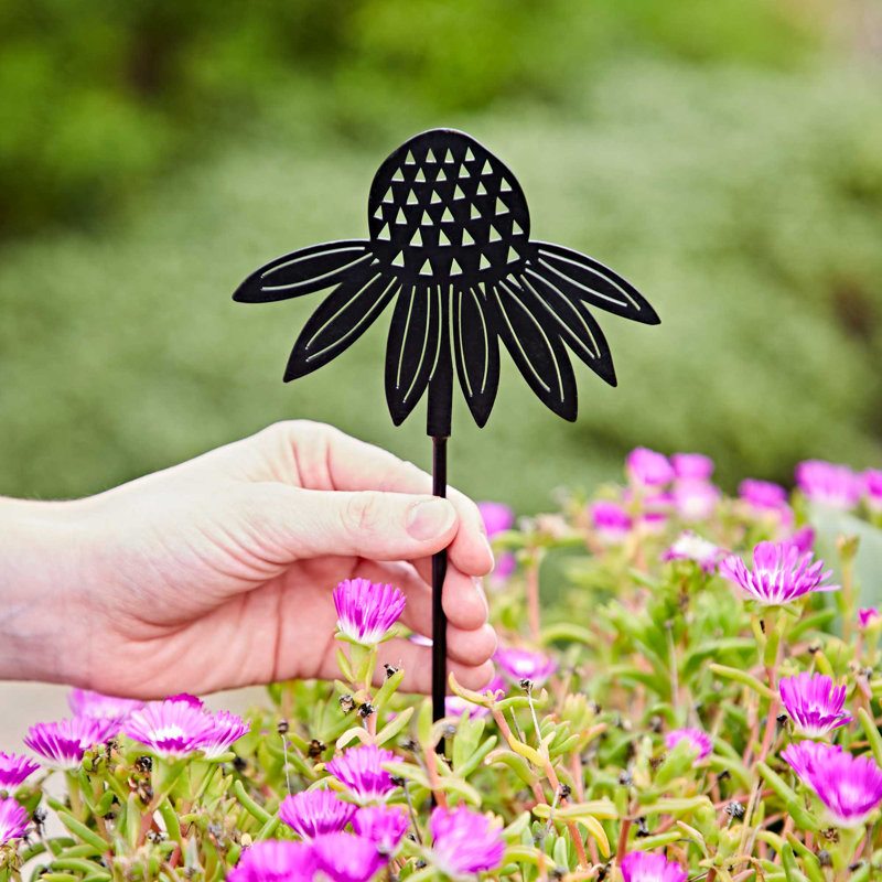 Plants & Flowers Metal Garden Statue