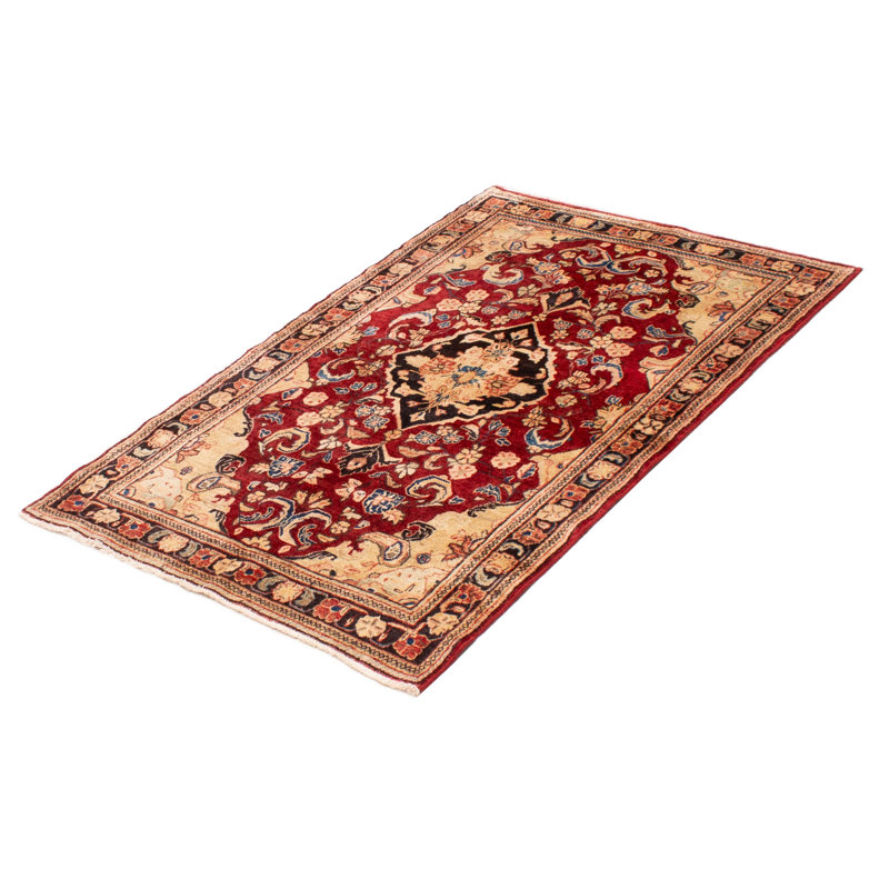 Tapis rouge Anadol 4 pi 3 po x 6 pi 7 po
