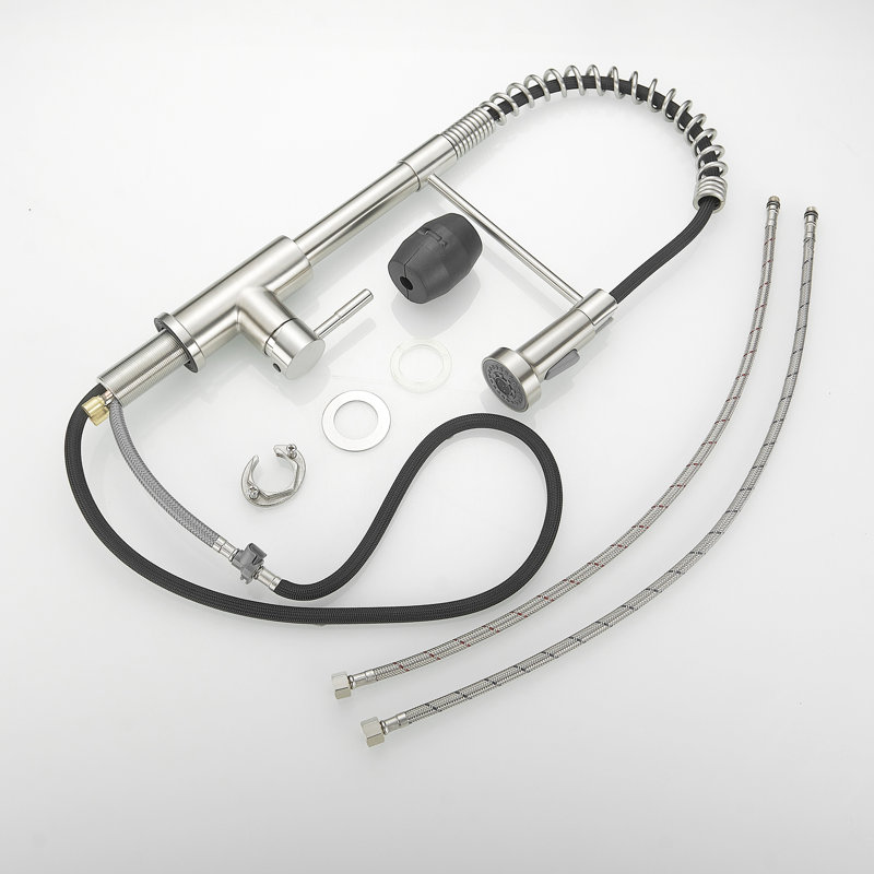 Robinet de cuisine en nickel brossé avec douchette rétractable - surface facile à nettoyer, contrôle à levier unique, température de l'eau stable et évier à débit constant, motifs de fuites, de propreté et de polyvalence