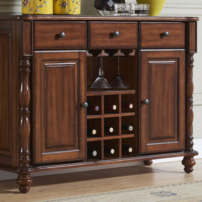 Buffet en bois de noyer massif