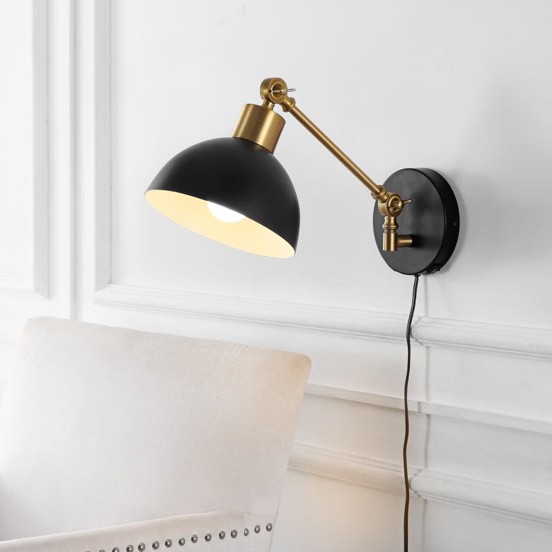 Applique murale articulée en fer avec port de charge USB Cimarron, Noir