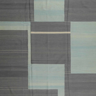 Tapis gris zone contemporaine