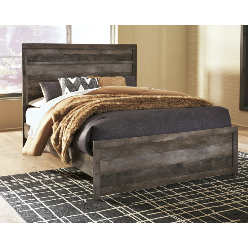 Wynnlow Panel Bed, Queen