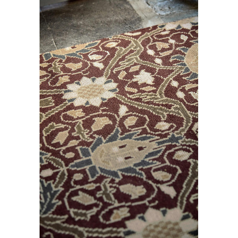 Hand Knotted Wool Floral Area Rug in Leafy Arbour Green, Rectangle 6'7" x 9'2"