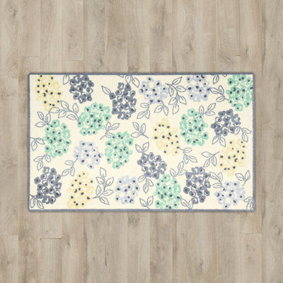 Cabello Floral Indoor Rug