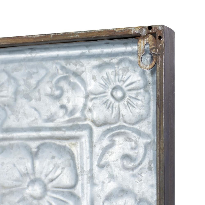 Décoration murale florale à volutes en métal estampé avec envers gris Cvitko, Bronze / Argent