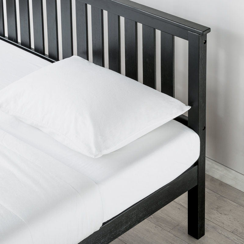 Lit plateforme en bois massif Travie, Simple, Noir
