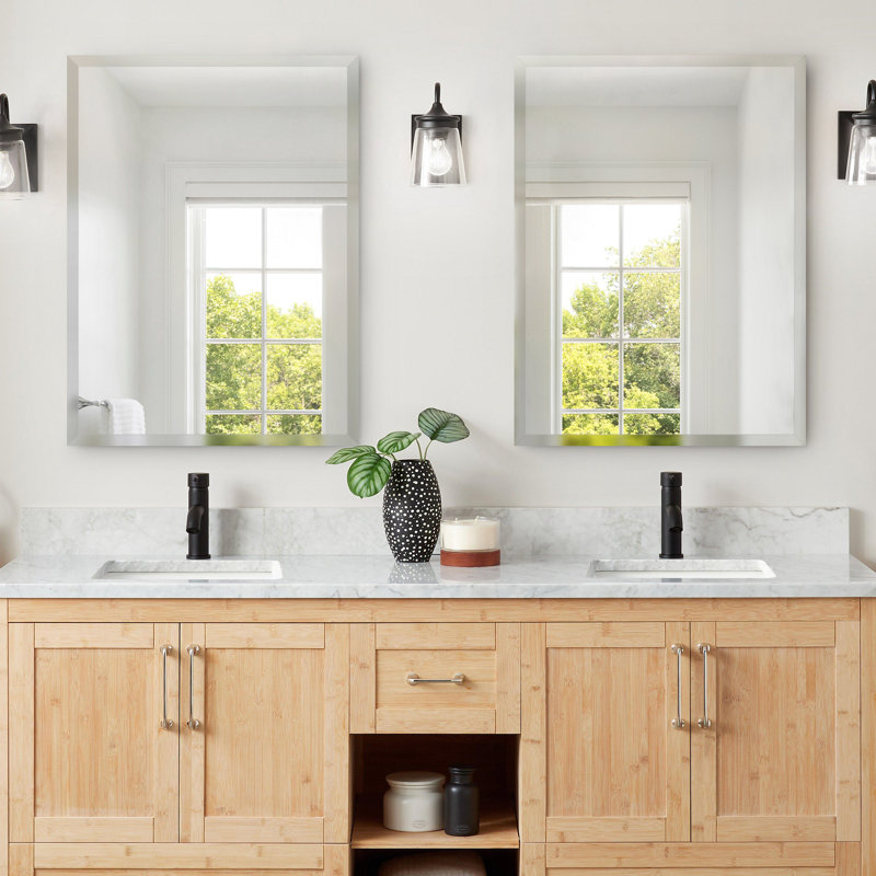 Aleksandrina Rectangle Wall Mirror, 40" x 30"