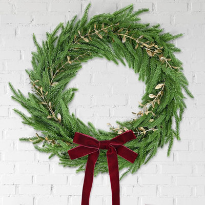Couronne de Noël en pin Norfolk - Pin artificiel Real-Touch avec cèdre, nœud en velours rouge, décoration intérieure / extérieure
