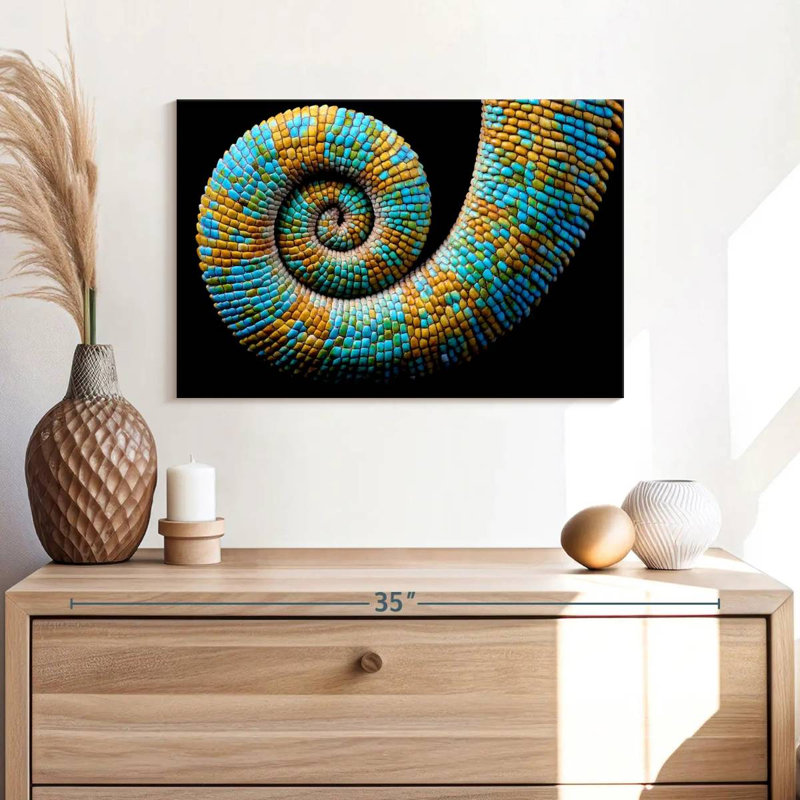 Brampt Curled Chameleon, 16" H x 24" W
