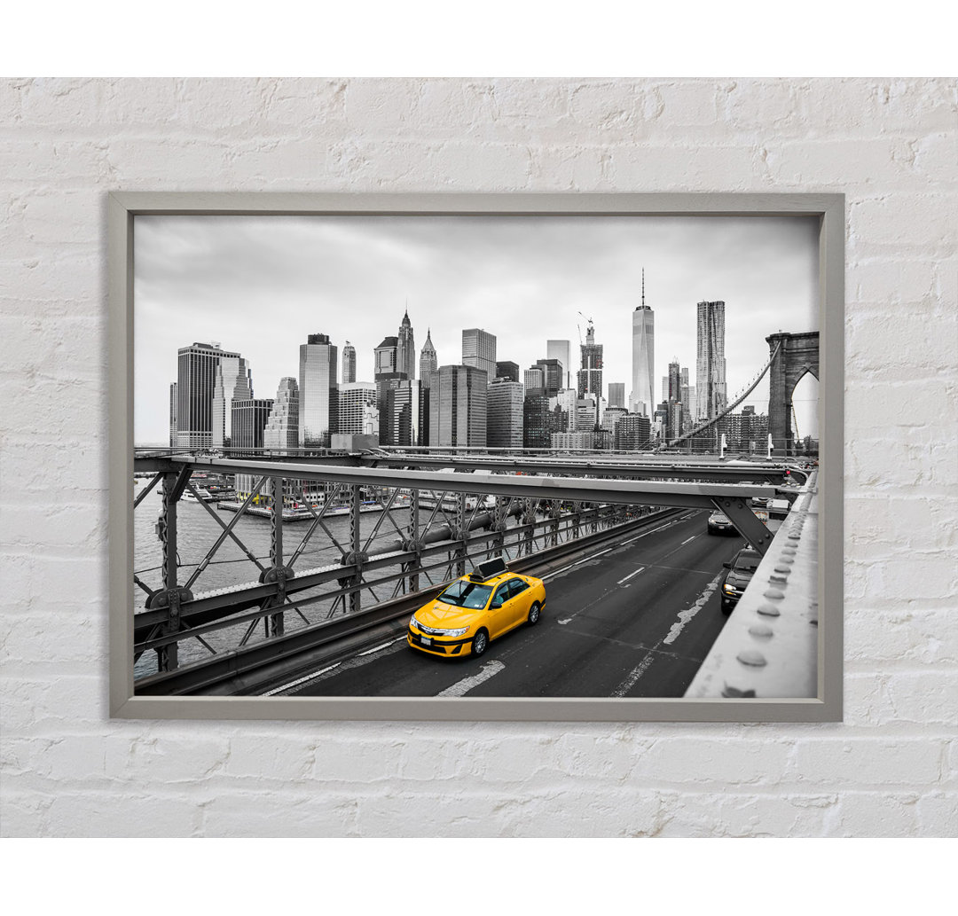 Gelbes Taxi auf der Brooklyn Bridge - Druck