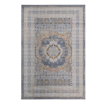 Lint-free, stylish, stain-resistant area rug