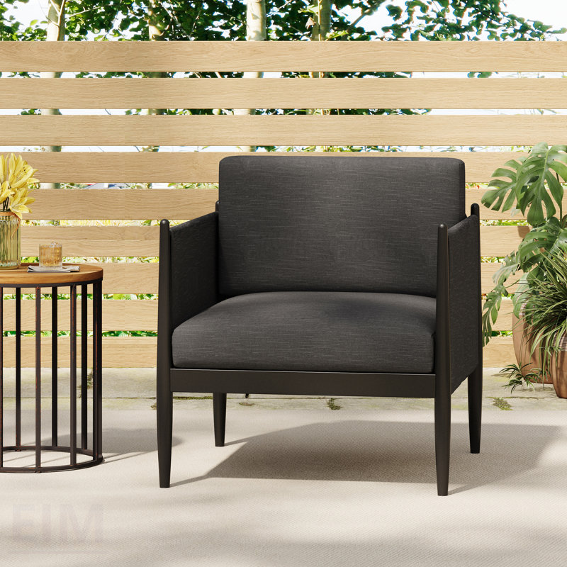 Fauteuil club d'extérieur moderne Dawson avec structure en aluminium robuste et coussins résistants à l'eau pour des sièges élégants et durables