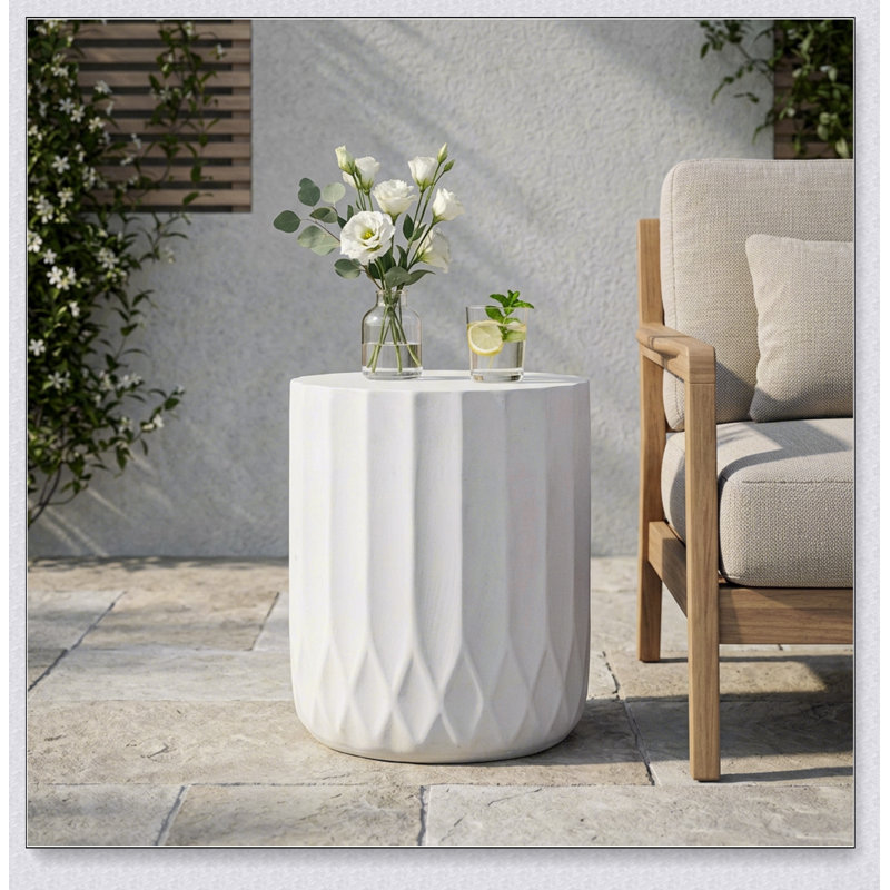 Table d'appoint ronde ronde, l 15 po x P 15 po, élégante et durable pour le patio et le jardin