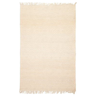 Tapis unique rectangulaire 4 pi 11 po x 7 pi 9 po Berthenia