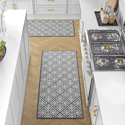 Austell Machine Woven Synthetic Geometric Area Rug