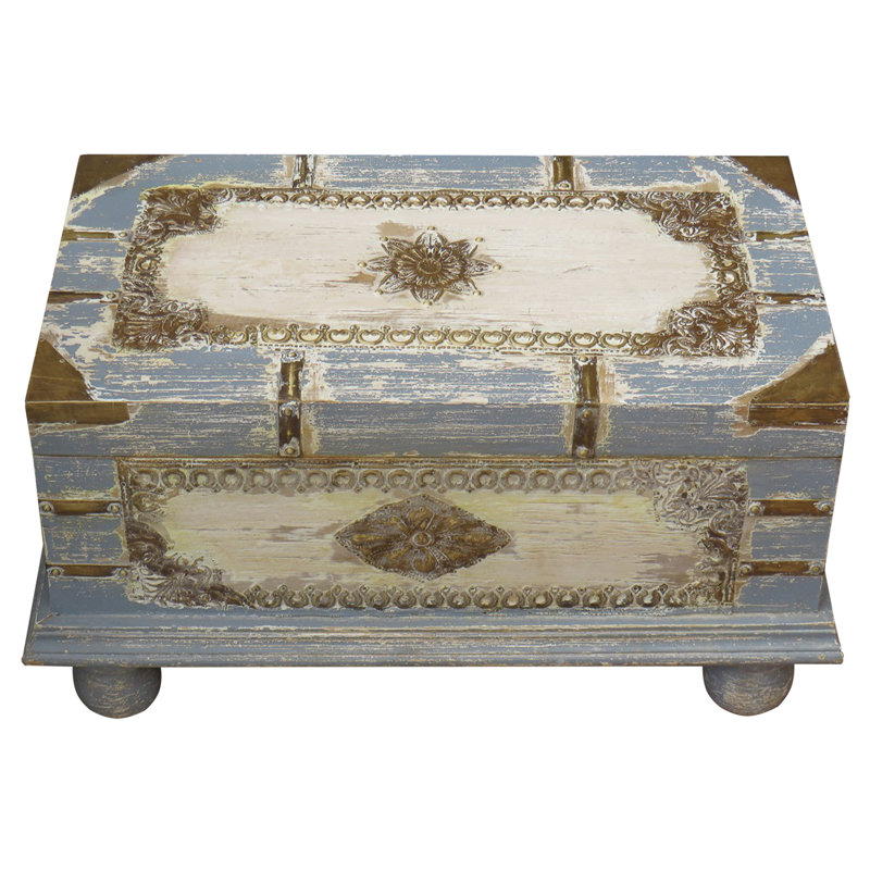 Aubrionna Blanket Chest