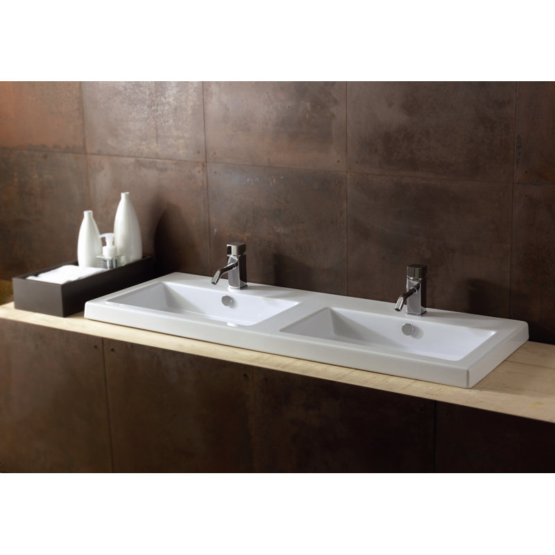 Lavabo de salle de bain rectangulaire encastré en porcelaine vitrifiée avec trop-plein Hernandes, Entraxe de 8 po