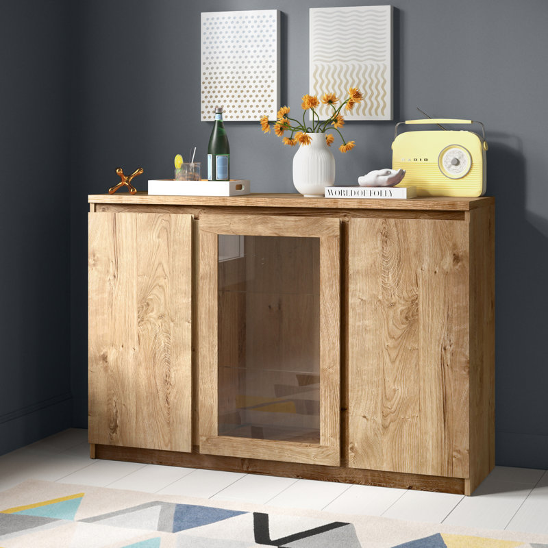 Moua 135.4cm Sideboard, Oak