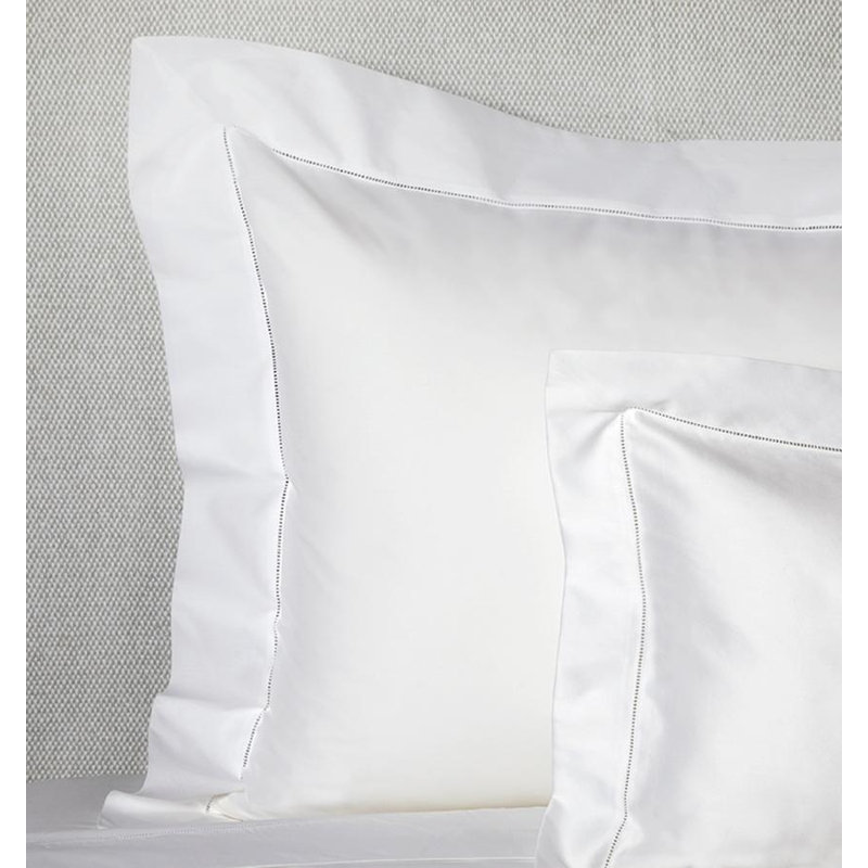 Sereno Sham, King, White