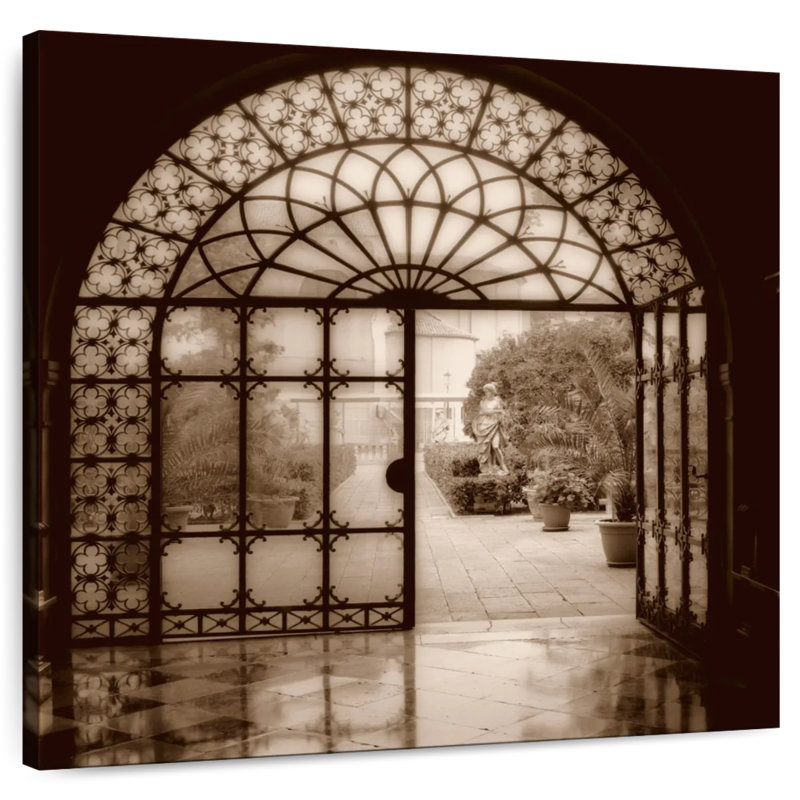 Lilie Courtyard à Venise Sépia, H 24 po x l 24 po