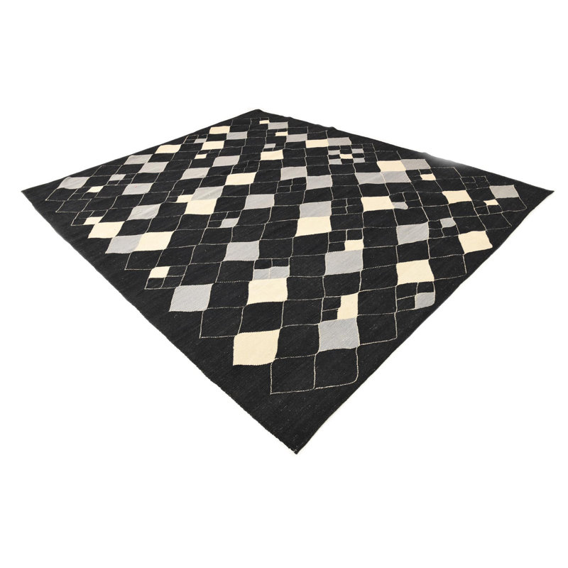 Orta Black Rug