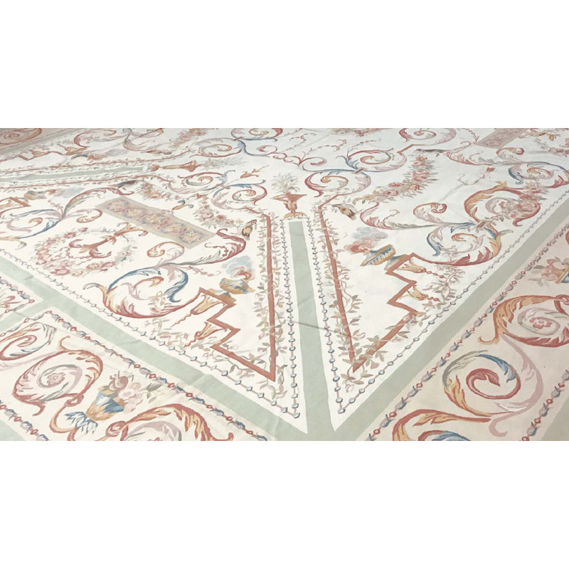 Hand Knotted Wool Oriental Area Rug