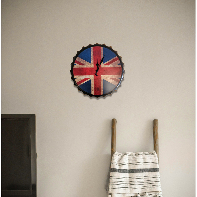 Aapeli Metal Wall Clock