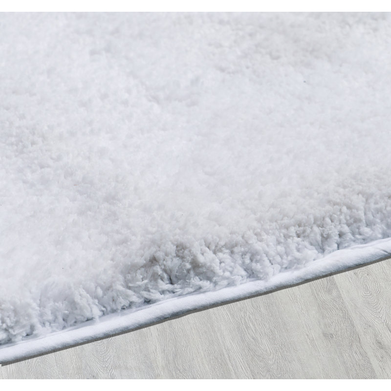 Ultra Luxe Bath Mat, 32" L x 20" W, White