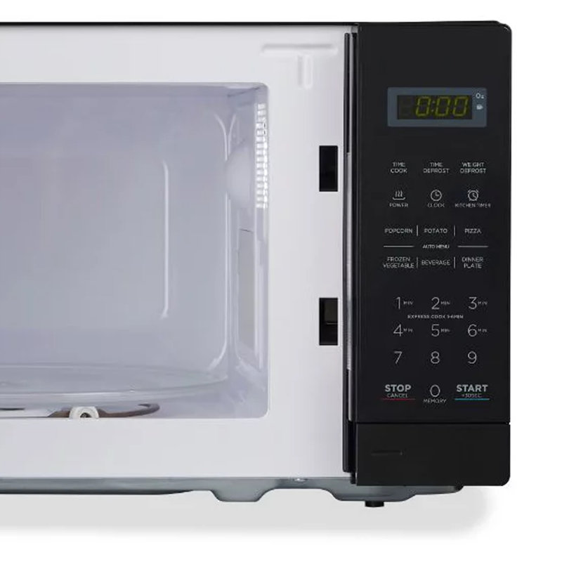 Black+Decker 0.7 Cubic Feet 700 Watt Countertop Microwave, Black